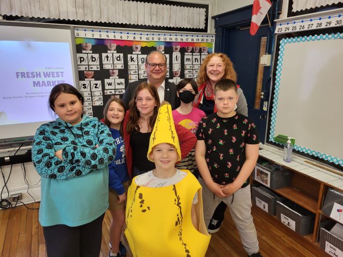 DSBN Trustee Kate Baggott is joined by MPP Jeff Burch at a school for Take Your MPP to School Day 2023.